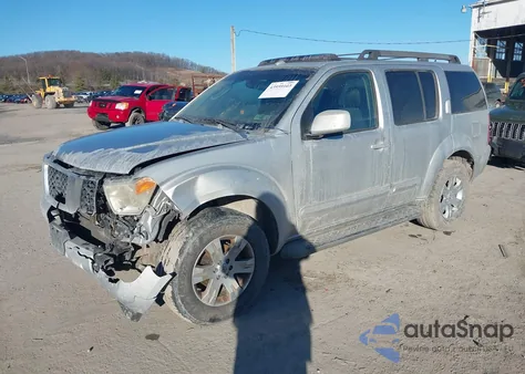 2007 Nissan Pathfinder Le из США, поврежденный, VIN 5N1AR18WX7C649513